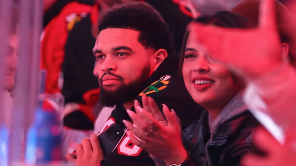caleb williams spotted at blackhawks game after bears playoff exit