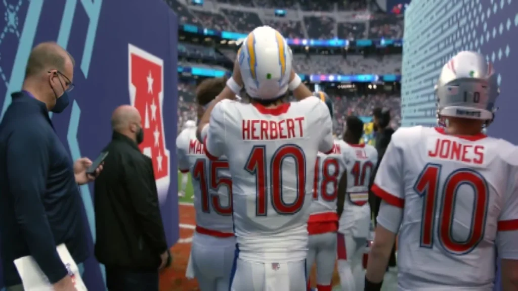 nfl hypes tuesday games with viral mac jones griddy