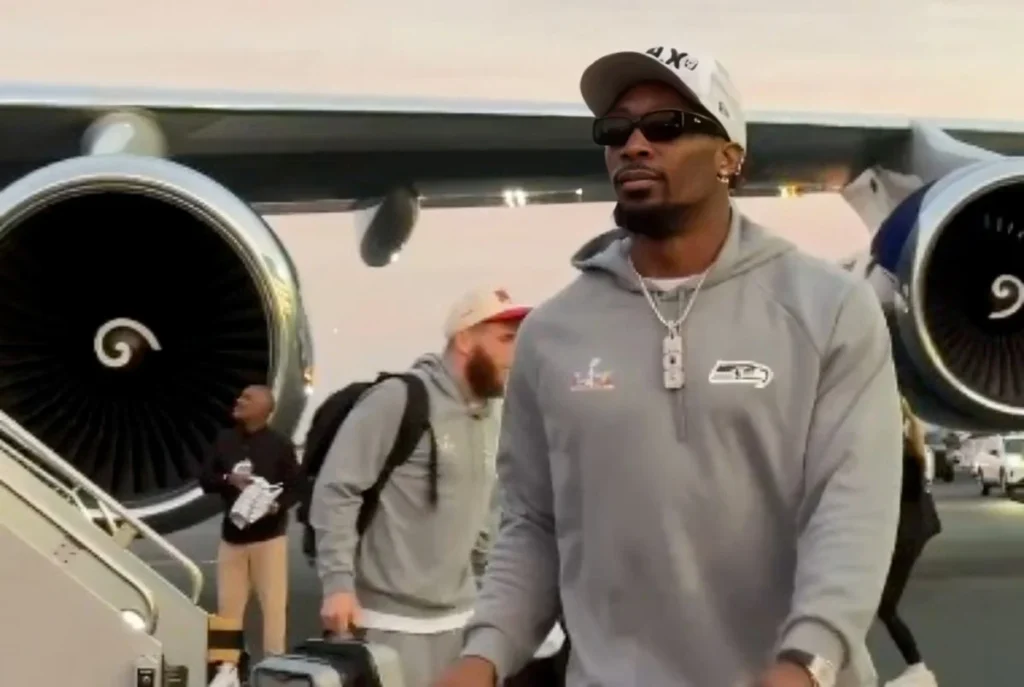 dk metcalf leads the seahawks off the plane in santa clara ahead of super bowl lx