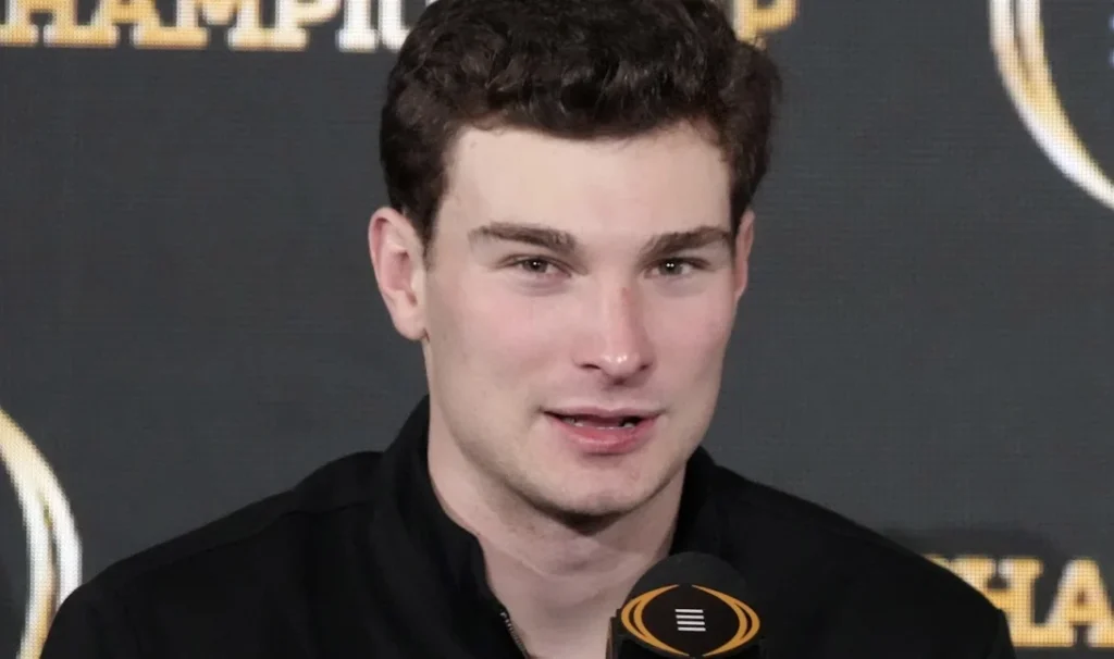 heisman trophy-winning quarterback capped off a perfect season with a college football