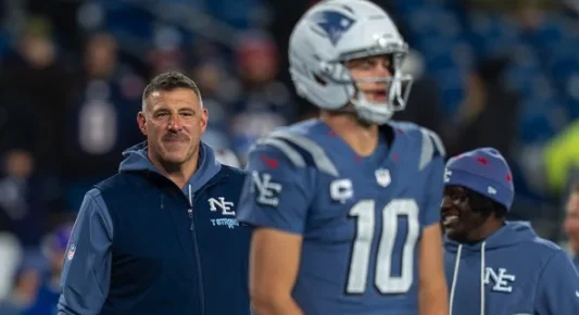 patriots and seahawks kick off the week