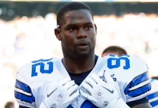 san diego, ca dallas cowboys defensive end marcus dixon (92) before the game against the san diego chargers at qualcomm stadium