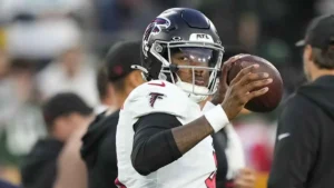 Michael Penix Jr. Picked on First Drive, Falcons Rally to 17-7 TNF Lead